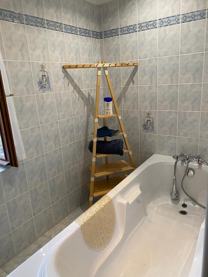 Gite 3 Etoiles Avec Piscine Dordogne Minzac Kültér fotó
